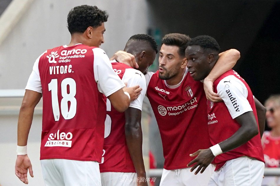 的高度关注 的高度关注