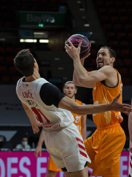 比技术更致 比技术更致