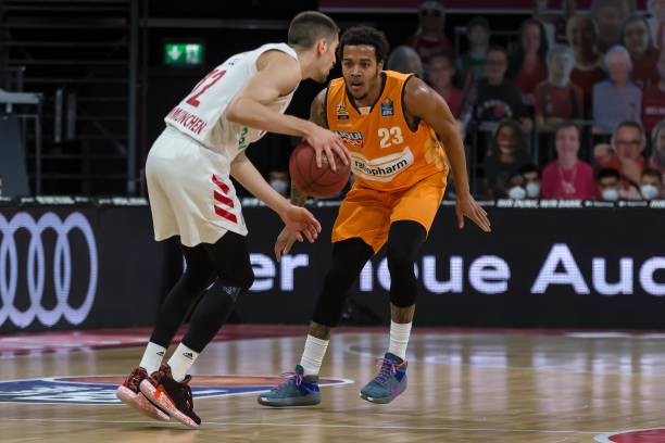 的共同作用 的共同作用